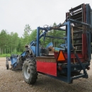4129 Asa-Lift onion loader Samso model with elevator