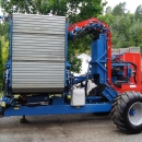 4166 Asa-Lift T-130B carrot harvester with bunker