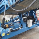 4166 Asa-Lift T-130B carrot harvester with bunker