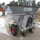 4275 Reekie potato planter 2 row with Front Fertilizer
