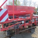 4333 Gregoire Besson belt planter 3 row for bed