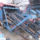 4350 Asa-Lift carrot harvester T-200E 2 row with elevator