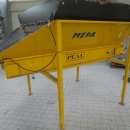 4420 Tong Peal feeding bunker