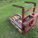 4432 Box turner for forklift