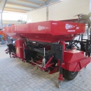 4598  Koningsplanter 4 row potato planter AS NEW