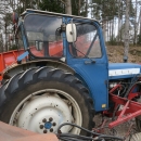 4626 Scott Viner Chives harvester