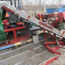 4626 Scott Viner Chives harvester