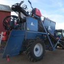 4641 Asa-Lift T-140B carrot harvester 4 ton bunker 