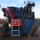 4641 Asa-Lift T-140B carrot harvester 4 ton bunker 