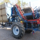 4641 Asa-Lift T-140B carrot harvester 4 ton bunker 