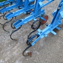 4656 Super Prefer row crop cleaner manual steering