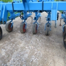 4656 Super Prefer row crop cleaner manual steering