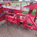 4662 Juko MIDI potato harvester mounted for box
