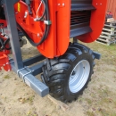 4692 Dewulf P3K carrot harvester with elevator