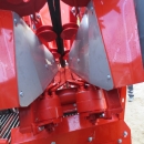 4692 Dewulf P3K carrot harvester with elevator