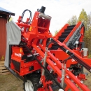 4692 Dewulf P3K carrot harvester with elevator