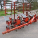 4805 Checchi & Magli Fox transplanter