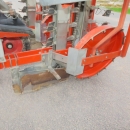 4805 Checchi & Magli Fox transplanter