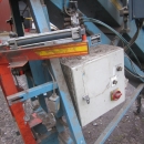 3320 EMVE weigher with double feeding conveyors