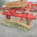 5102 Underhaug manual potato planter 2 row
