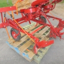 5102 Underhaug manual potato planter 2 row