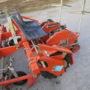 5160 Checchi & Magli Wolf with plastic mulch layer