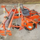 5160 Checchi & Magli Wolf with plastic mulch layer