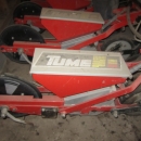 3302 TUME sugar beet seeder with fertilizer
