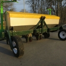 5185 Miedema front fertilizer unit 4 rows