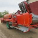 5217 Kverneland Underhaug UN2200 potato harvester