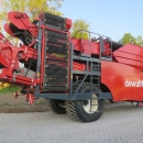 5231 Dewulf RA2060 potato harvester