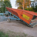 5241 EMVE receiving hopper with screen grader