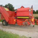 5276 Grimme SE75-30 potato harvester