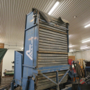 5277 Asa-Lift carrot harvester with bunker