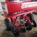 5458 Grimme GL32E potato planter