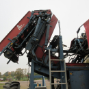5499 Asa-Lift T-100 DF carrot harvester with elevator