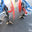 5559 Hatzenbichler row crop cleaner with fertilizer