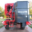 5662 Dewulf GKIIS carrot harvester 2 row with elevator