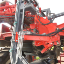5662 Dewulf GKIIS carrot harvester 2 row with elevator