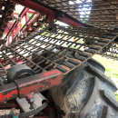 5663 Simon carrot harvester 2 row selfpropelled
