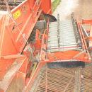 5669 Grimme SE75-40 potato harvester