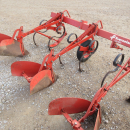 5721 Kverneland UN1100 potato ridger 4 row