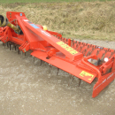5728 Kuhn power harrow 4 meter