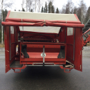 5734 Kverneland Underhaug UN2600 potato harvester
