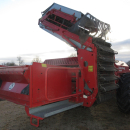 5734 Kverneland Underhaug UN2600 potato harvester