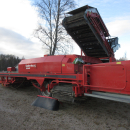 5734 Kverneland Underhaug UN2600 potato harvester