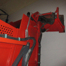 5739 Dewulf GBC carrot harvester 1 row with bunker