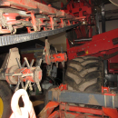 5739 Dewulf GBC carrot harvester 1 row with bunker