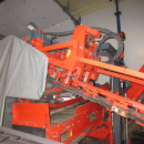 5739 Dewulf GBC carrot harvester 1 row with bunker