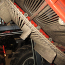 5739 Dewulf GBC carrot harvester 1 row with bunker
